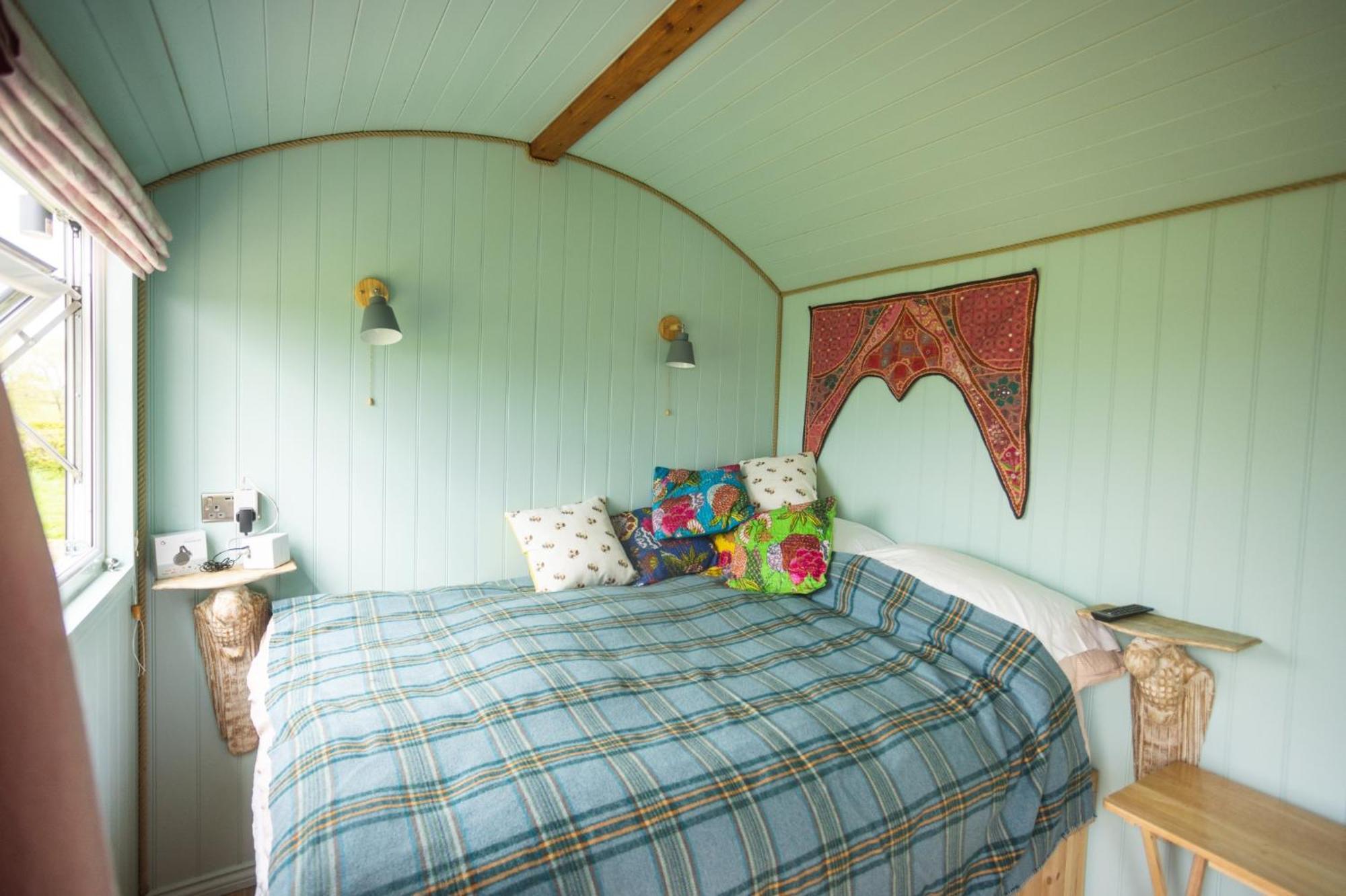 Mulsford Cottage Malpas  Rum bild