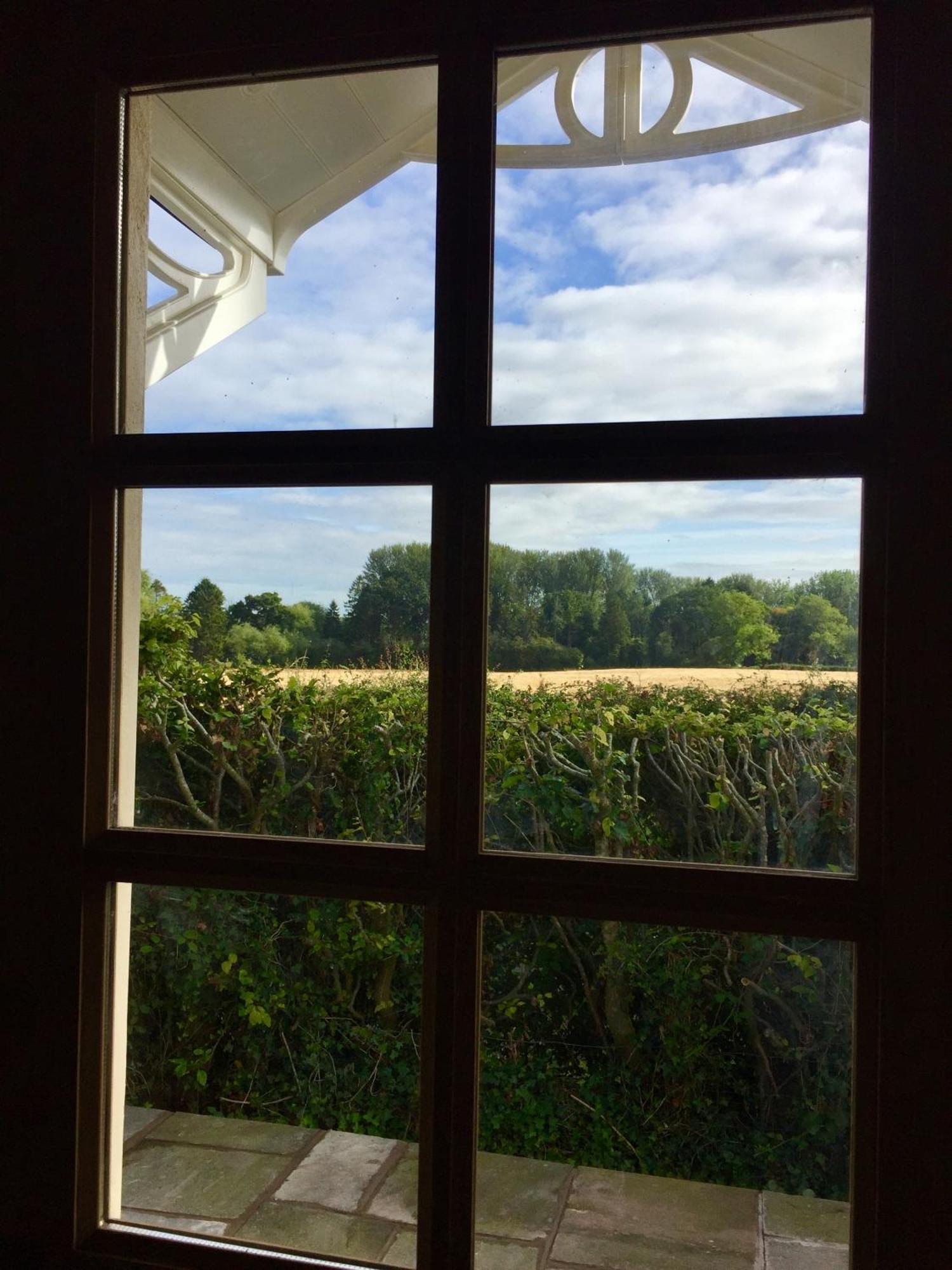 Mulsford Cottage Malpas  Rum bild